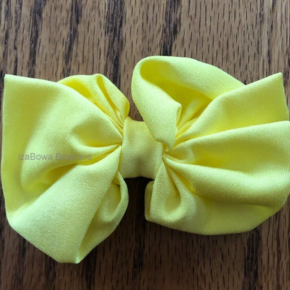 Yellow 4" Satin Bow    HANDCRAFTED  4B2277  NWT Boutique